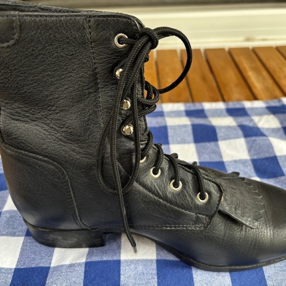 BLACK LEATHER Ariat Women's Heritage Lacer II Western Boot 7.5 Gently used. - Picture 5 of 7